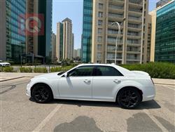 کرایسلەر 300
